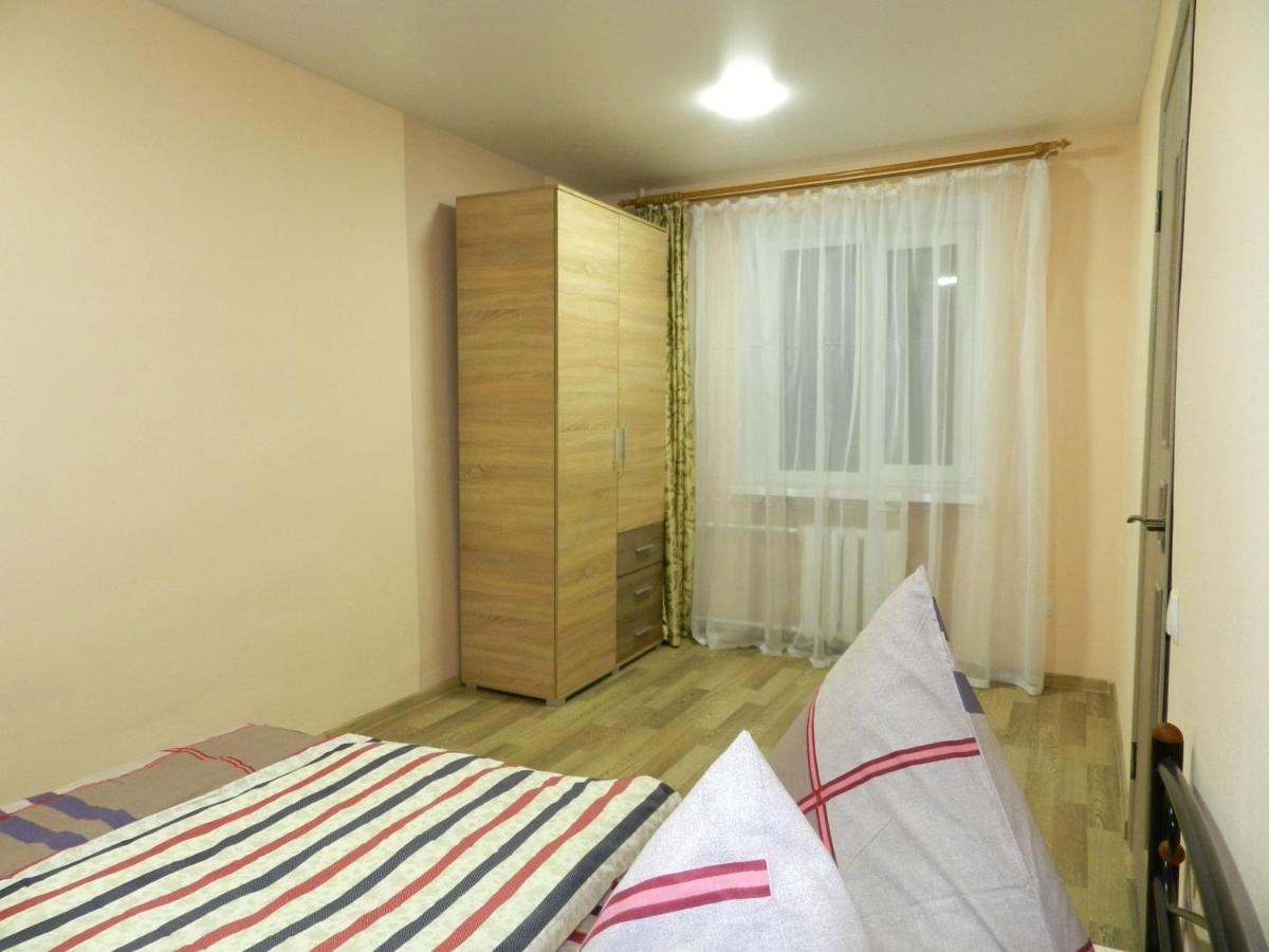 Zaporizhia 3-Room Apartment Near Inturist On Sobornyi Avenue 156, By Grandhome מראה חיצוני תמונה